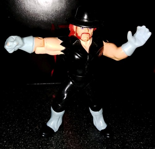 Wwf the undertaker figure - wwf,